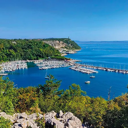 Mare Azzurro Lägenhetshotell